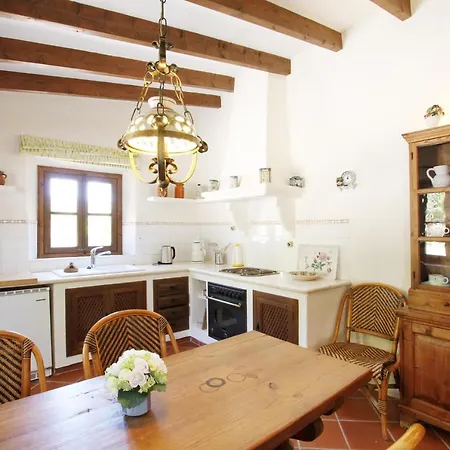 El Bikoro Villa *
