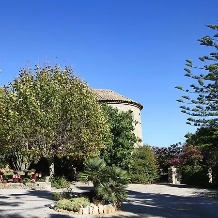 El Bikoro * ポルト・ダ・ポリェンサ