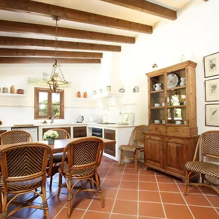 El Bikoro Villa